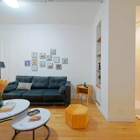 Apartmán Fresh & Floral - Large For 4 - Batignolles Paříž